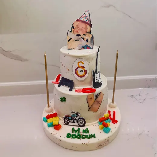 Торт на месяцы малыша – Umay Patisserie Измир